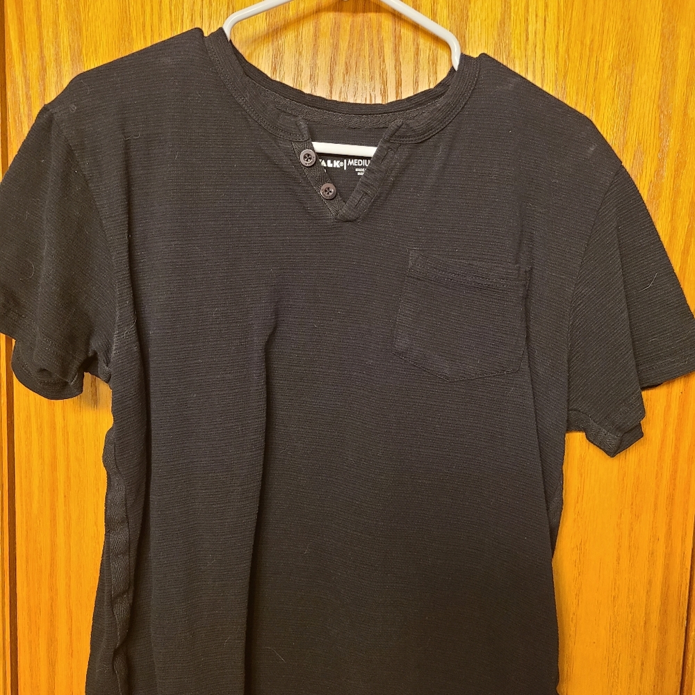 Airwalk t-shirt medium